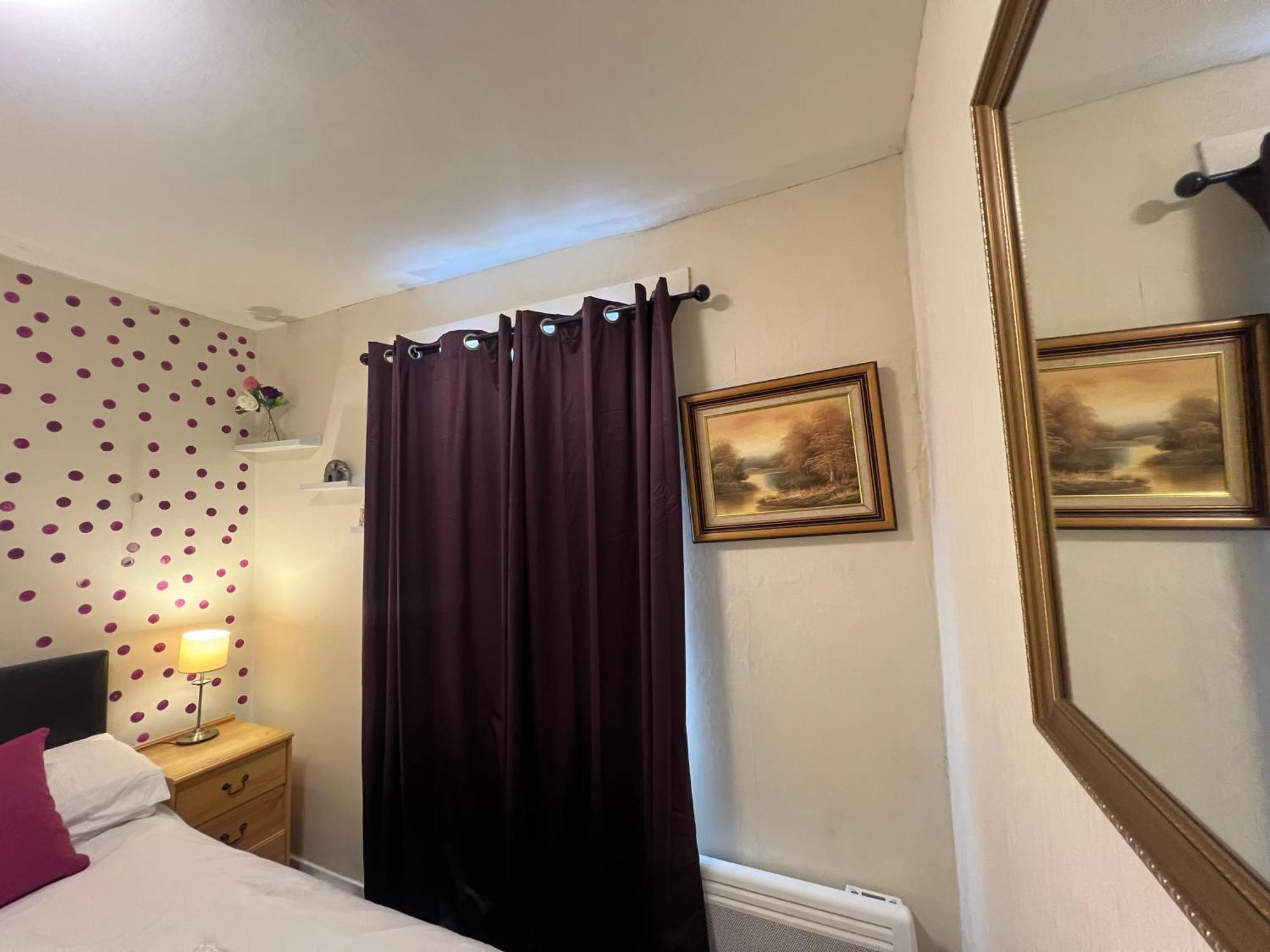 Self Check In Room Accommodation Only The Castle, Колдстрим Экстерьер фото