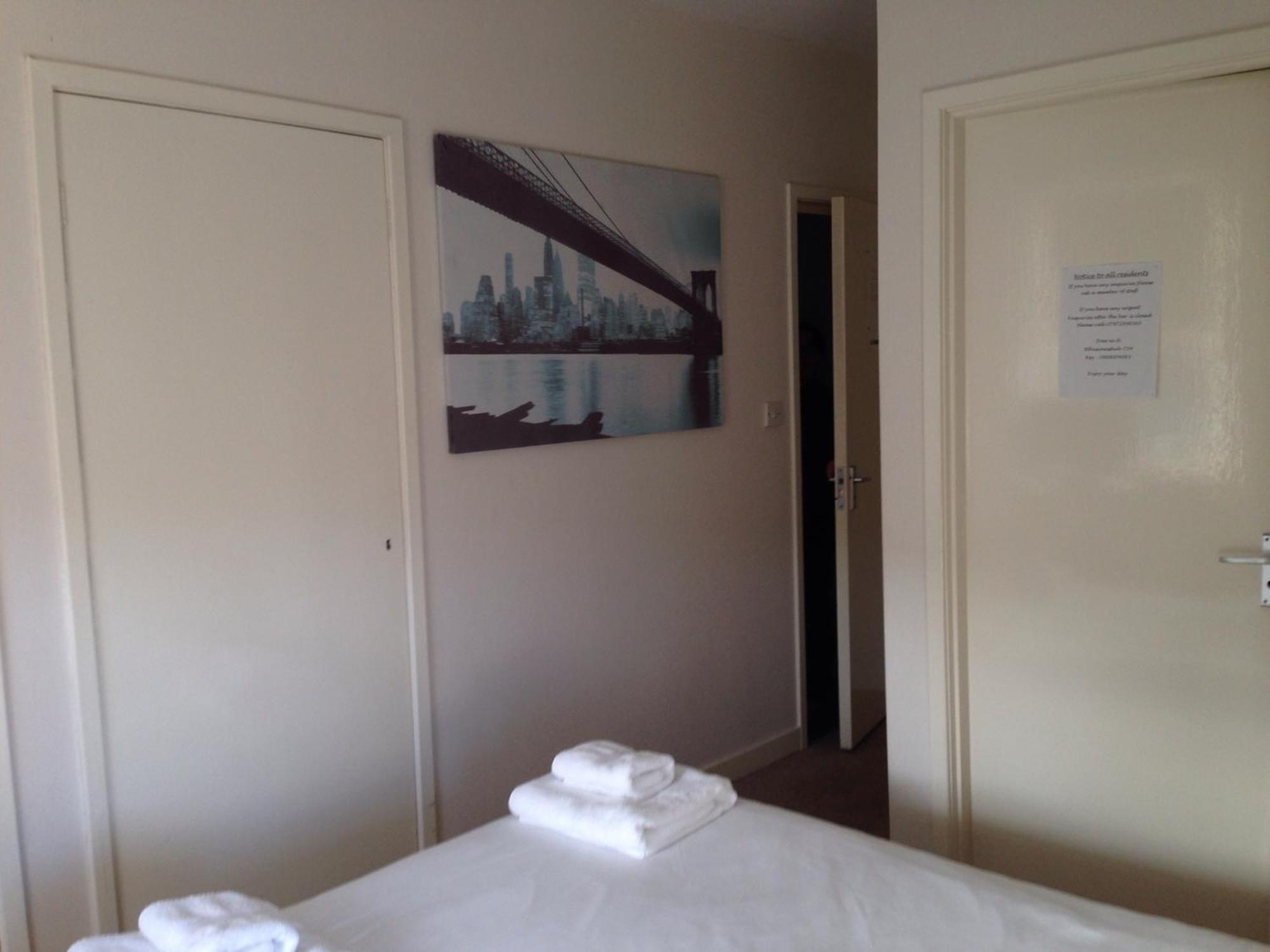 Self Check In Room Accommodation Only The Castle, Колдстрим Экстерьер фото